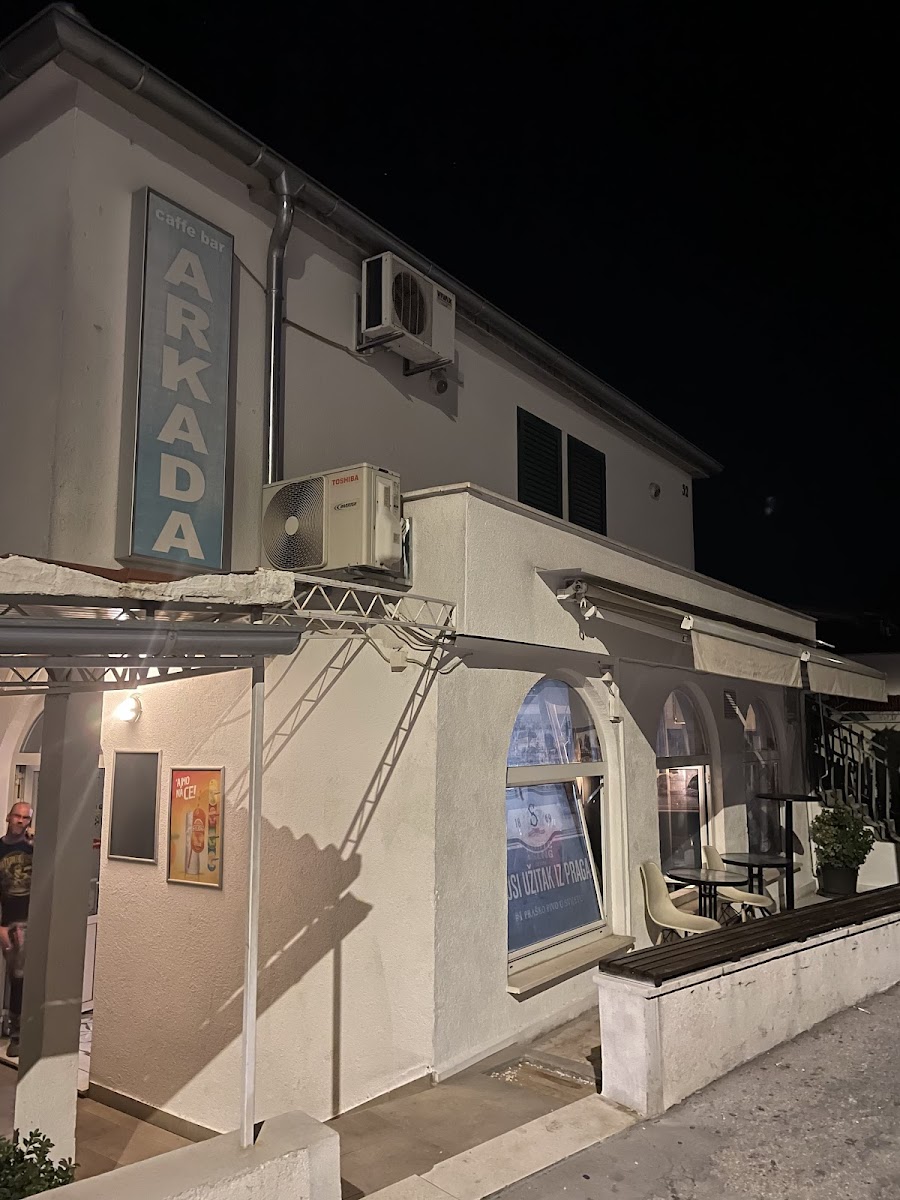 Caffe Bar “Arkada” Photos 2